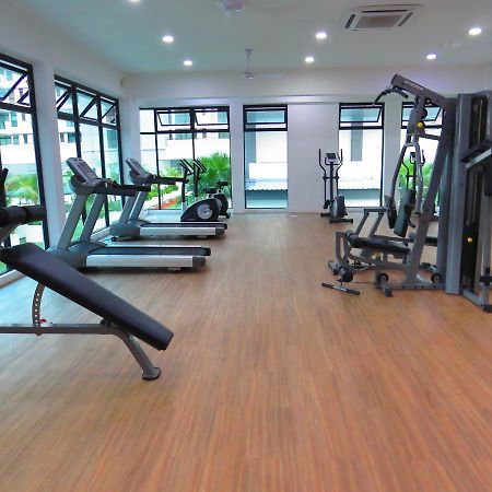 City Life By J&G Vacation Homes Skudai Bagian luar foto